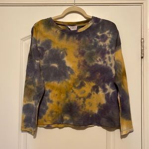 Tie-dyed long sleeve top